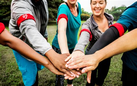 outdoor teamwork games|63 Inspiring Outdoor Team Building Activities & Games.